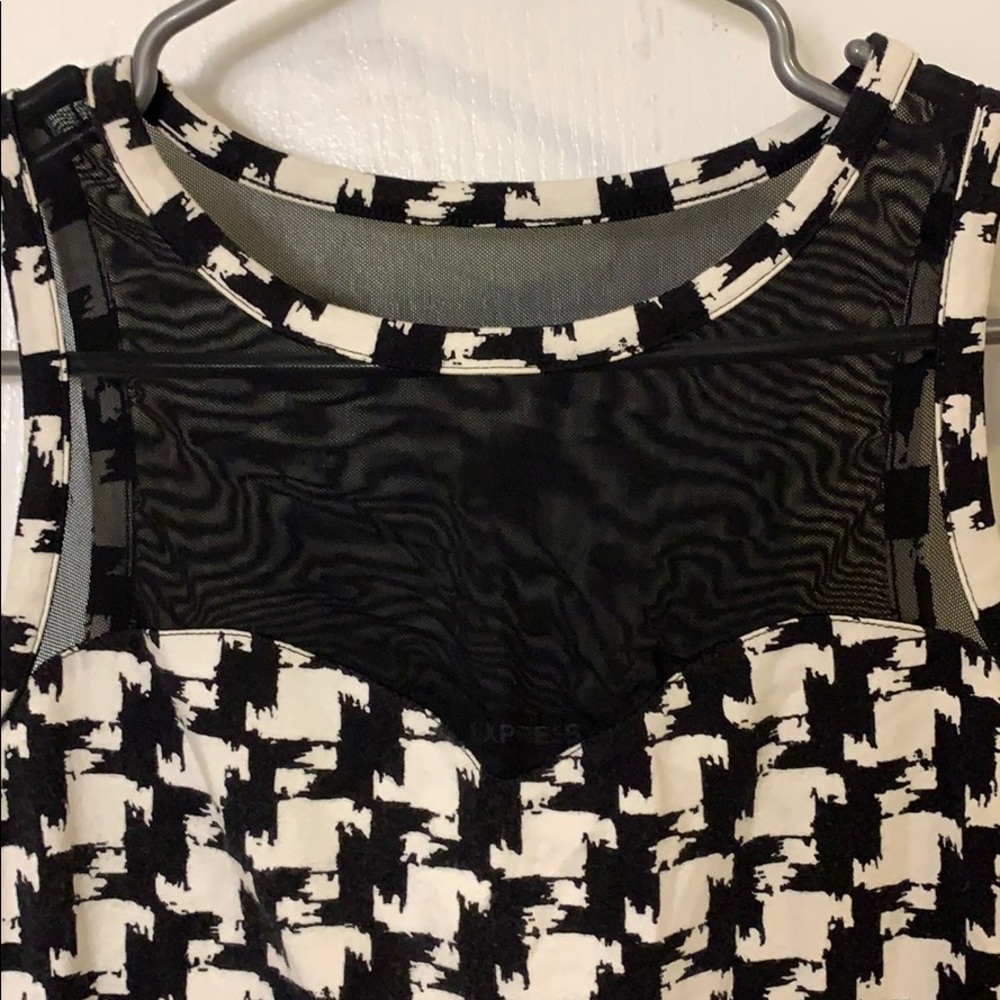 Express Top - Picture 2 of 2